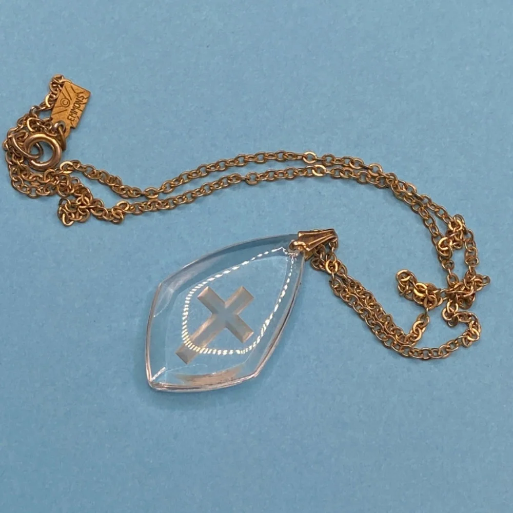 EMMONS Intaglio Crystal Clear Glass Reverse Cross  Christian Pendant 18” Chain